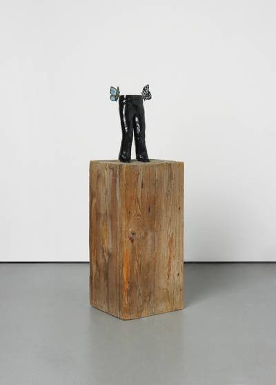 A little sculpture about falling in love