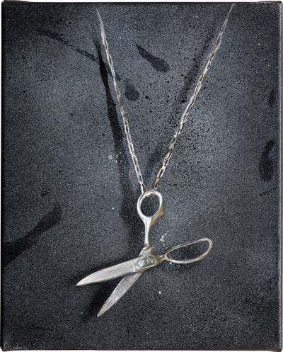 Amulet (Scissors)