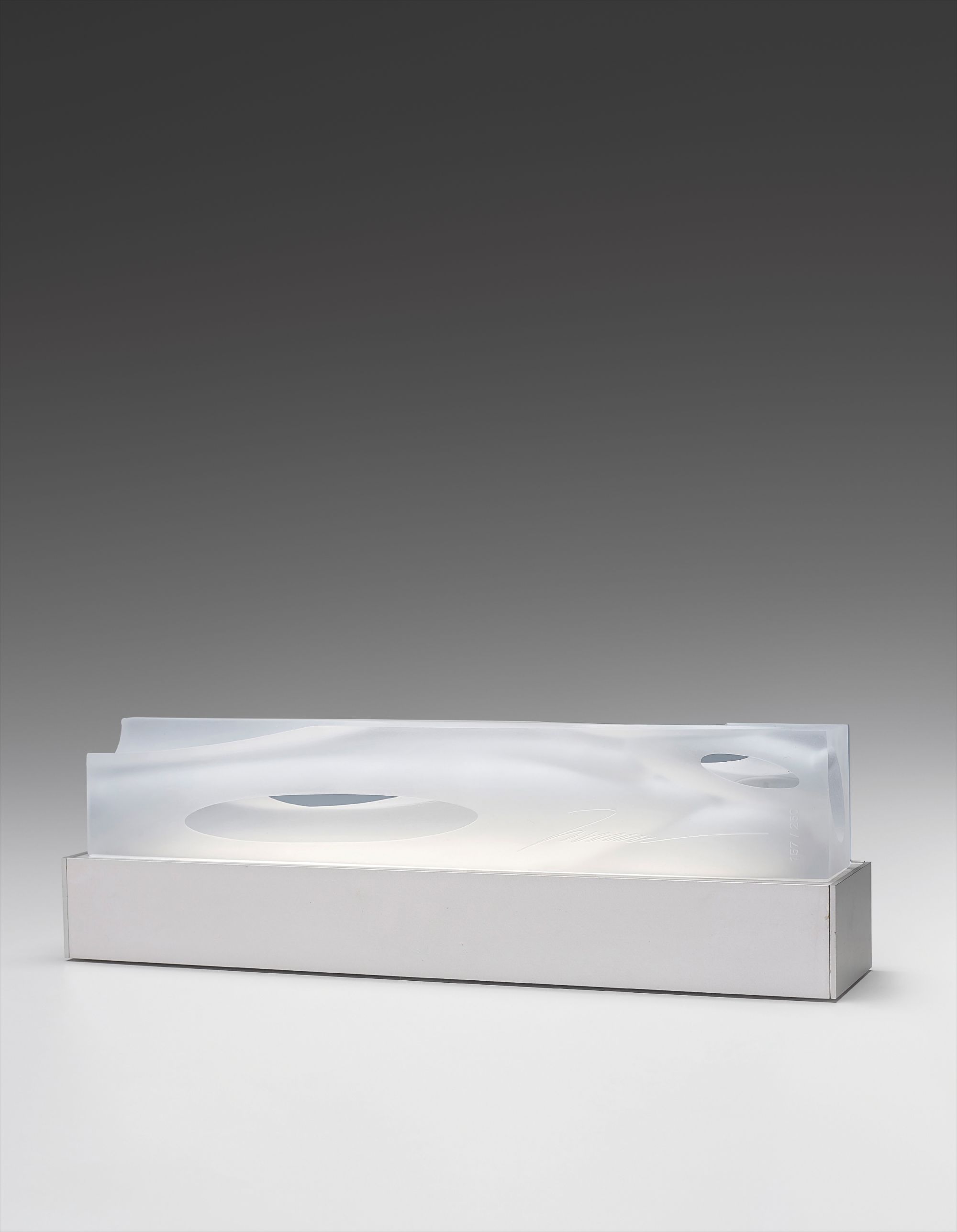 Zaha Hadid — Solid (Edition No. 31)