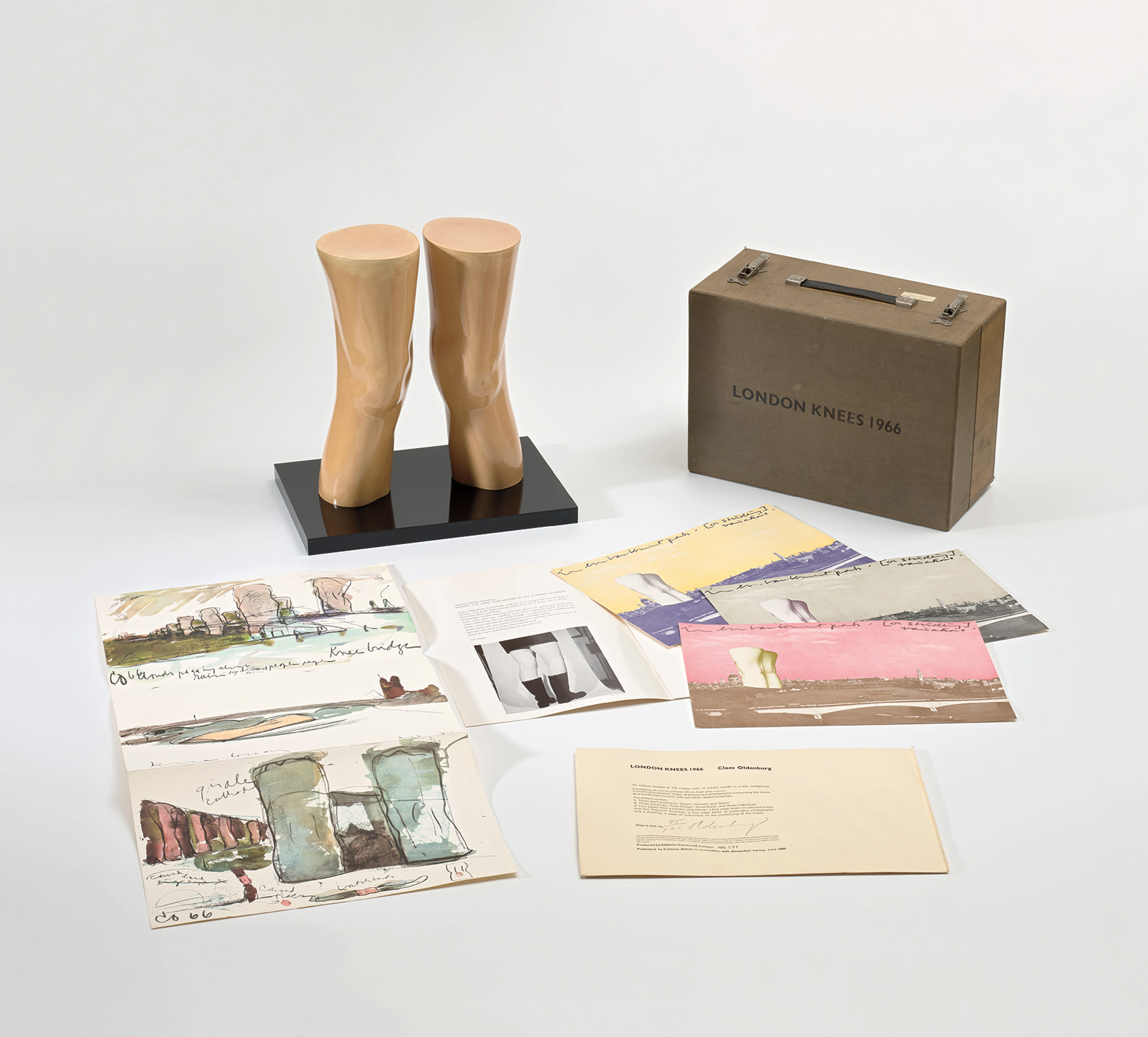 Claes Oldenburg — London Knees