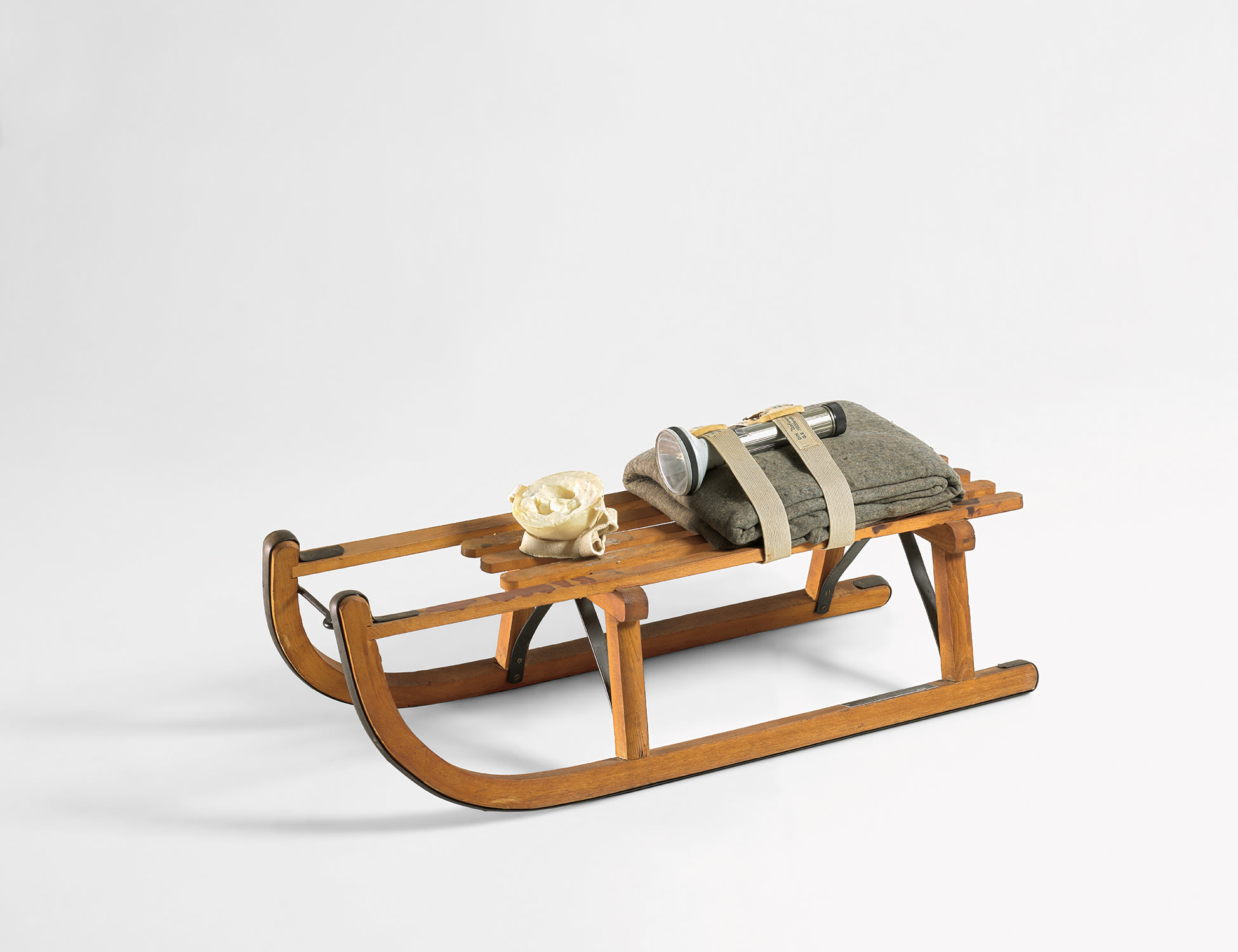 Joseph Beuys — Schlitten (Sled) (S. 12)