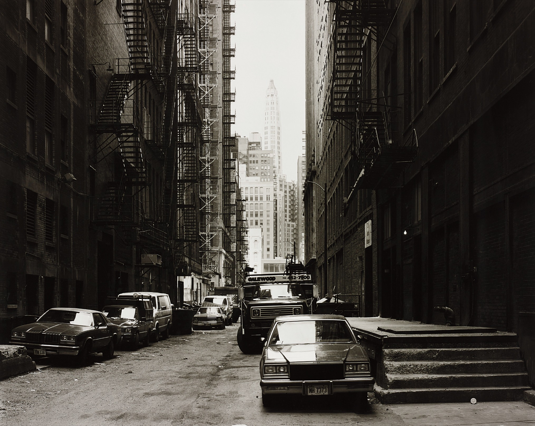 Thomas Struth — North Garland Court I, Chicago