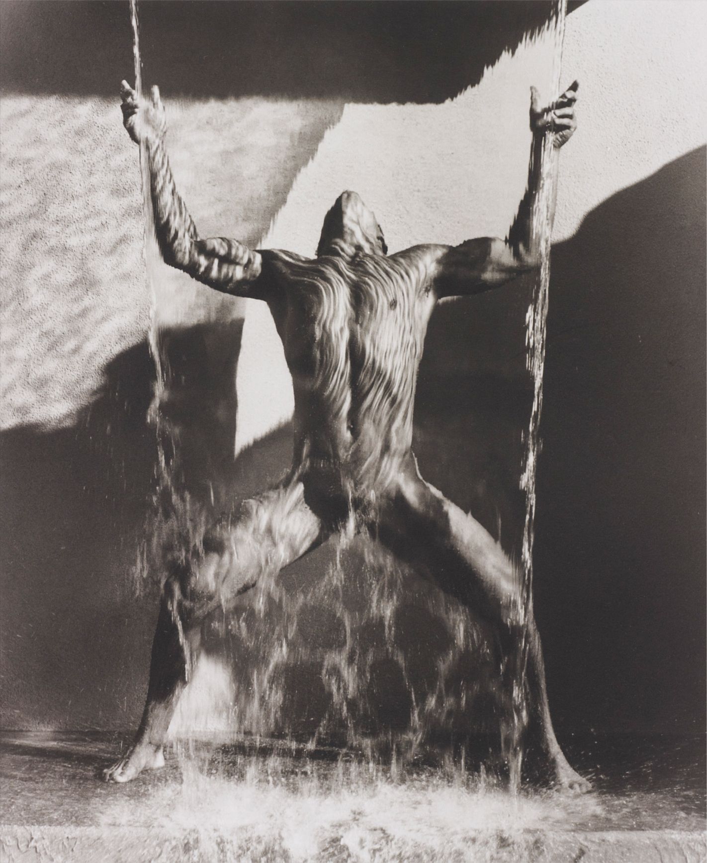 Herb Ritts — Waterfall II, Hollywood