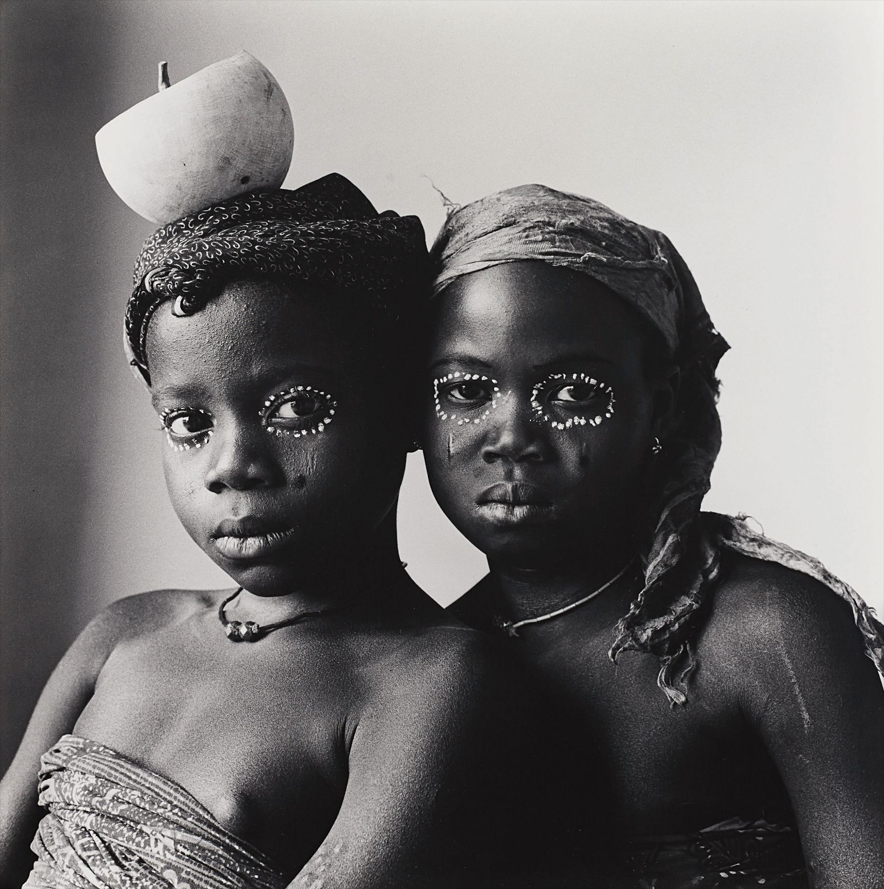 Irving Penn — Pila Pila Sisters, Dahomey