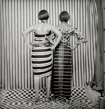 Les Deux Amis avec Moto