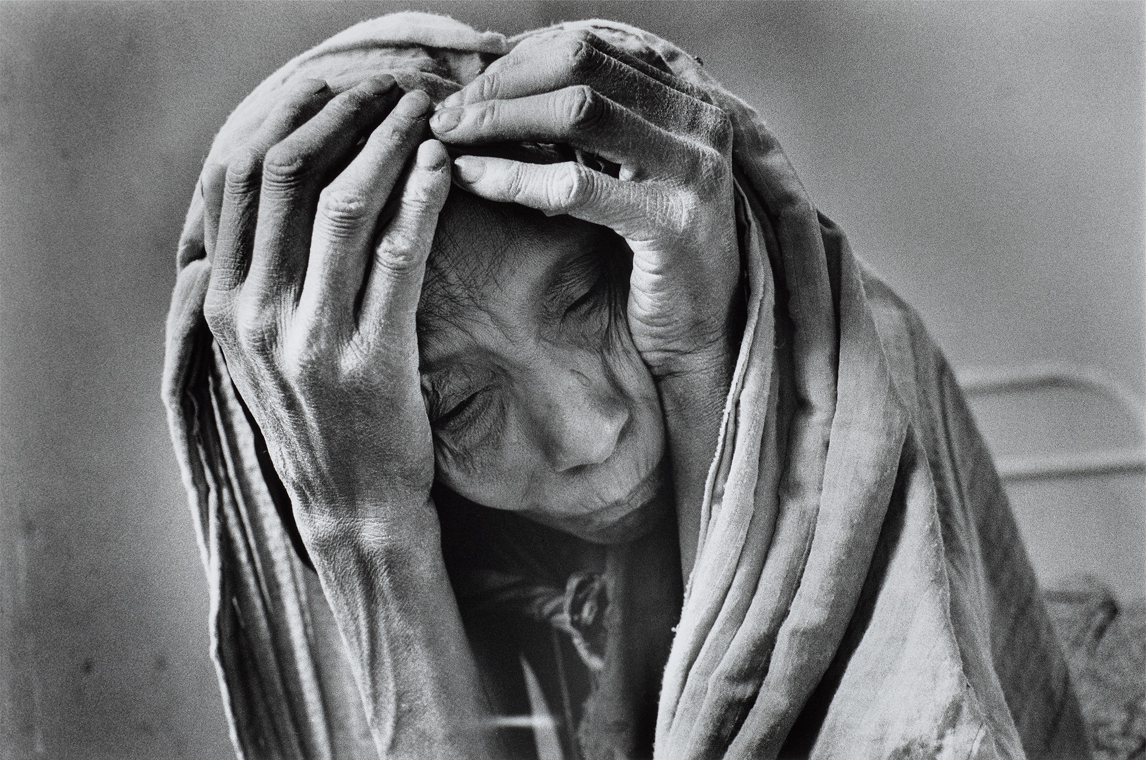 Sebastião Salgado — Child Worker at the Mata Tea Plantation, Rwanda