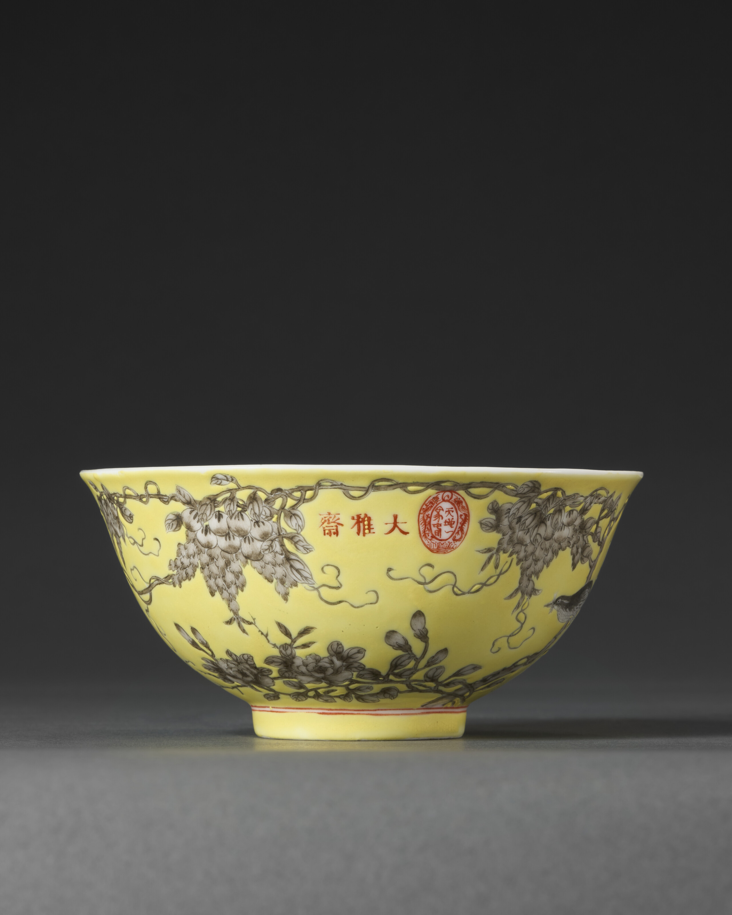 A Dayazhai Grisaille -decorated Yellow-ground Bowl — GUANGXU PERIOD (1875-1908)