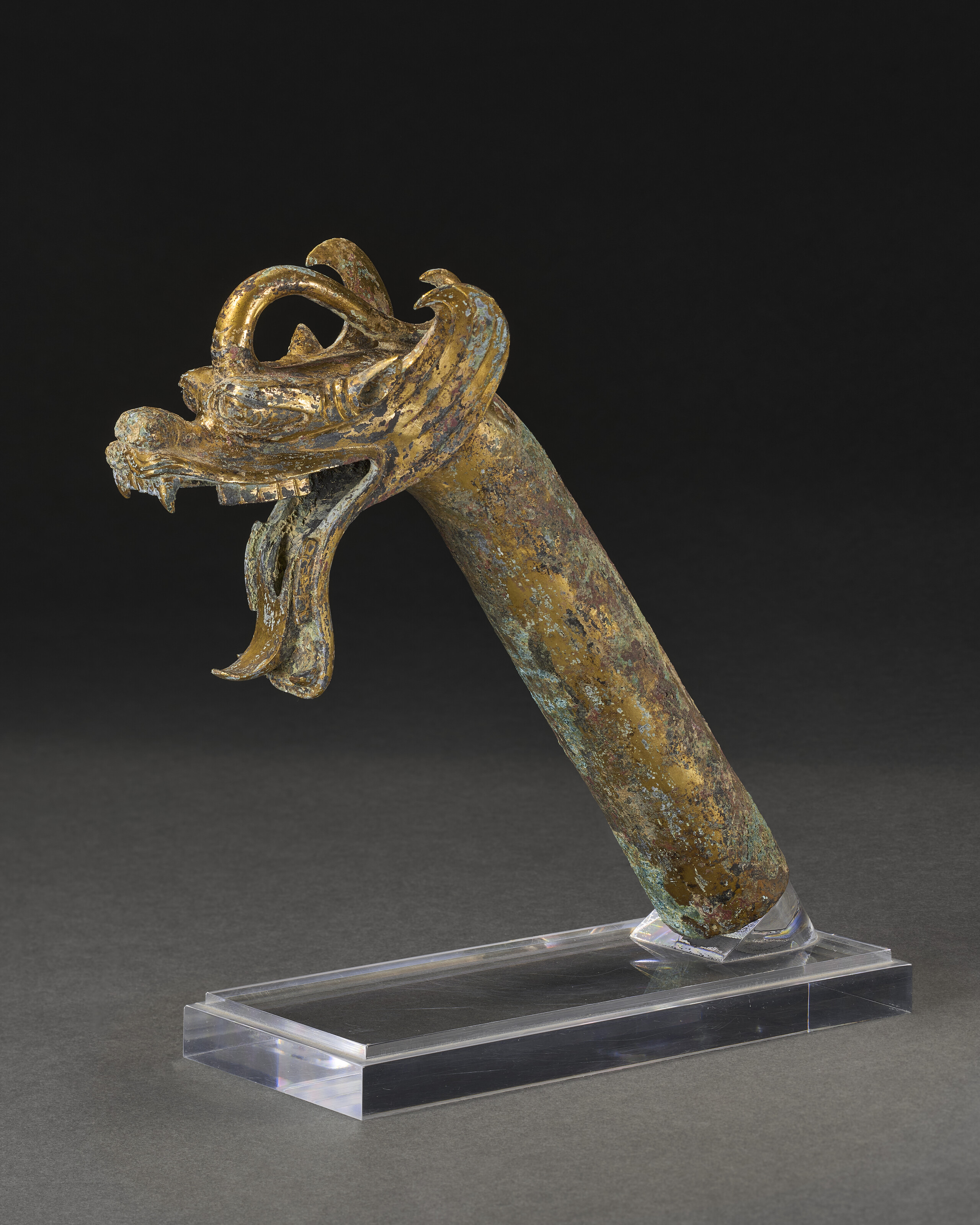 A Very Rare Large Gilt-bronze Dragon-head Finial — HAN DYNASTY-SIX DYNASTIES PERIOD (206 BC-AD 589)