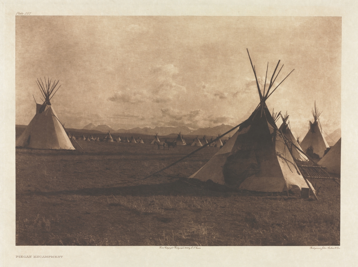 Edward S. Curtis — Portfolio VI, Plate 207: Piegan Encampment