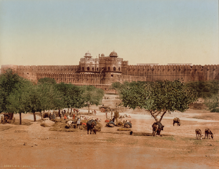Photoglob Co. — Agra. The Fort
