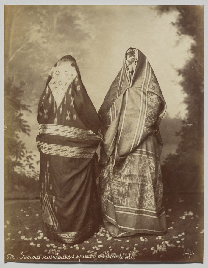 Félix Bonfils — Femmes musulmanes Syriennes à Beyrouth, Costume de Ville