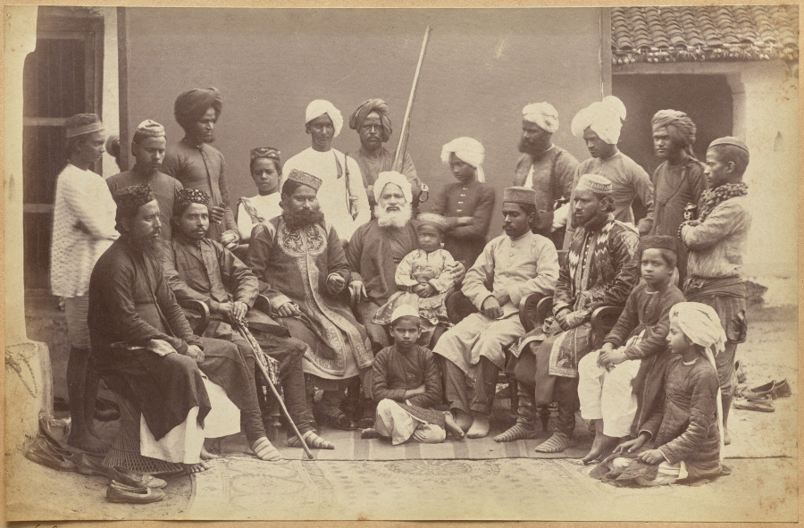 Raja Deen Dayal — Mowhri Rahman Alli Khan family, Rewa (recto, bottom)