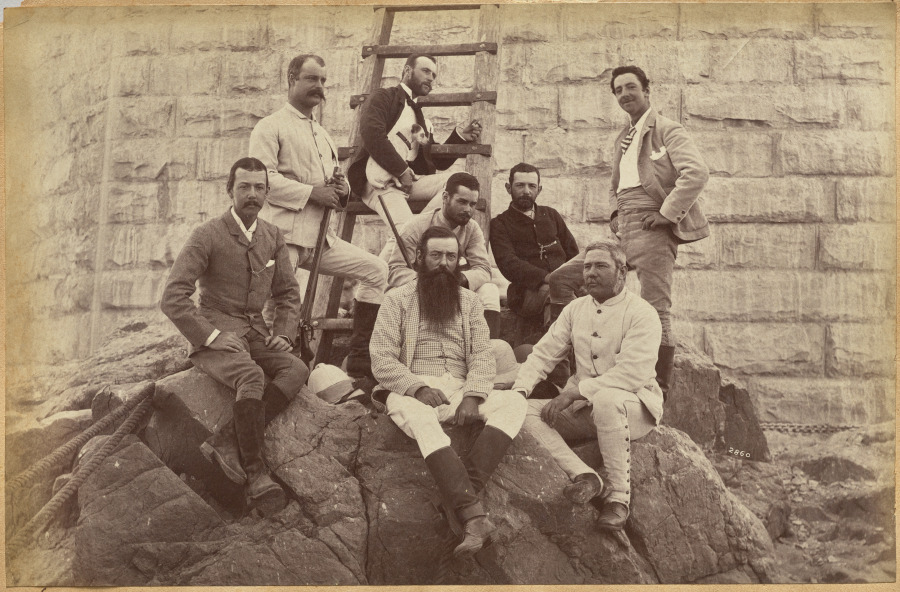 Raja Deen Dayal — Managing staff of Meprs. Glover & Co. at Sindh Bridge (recto, top)