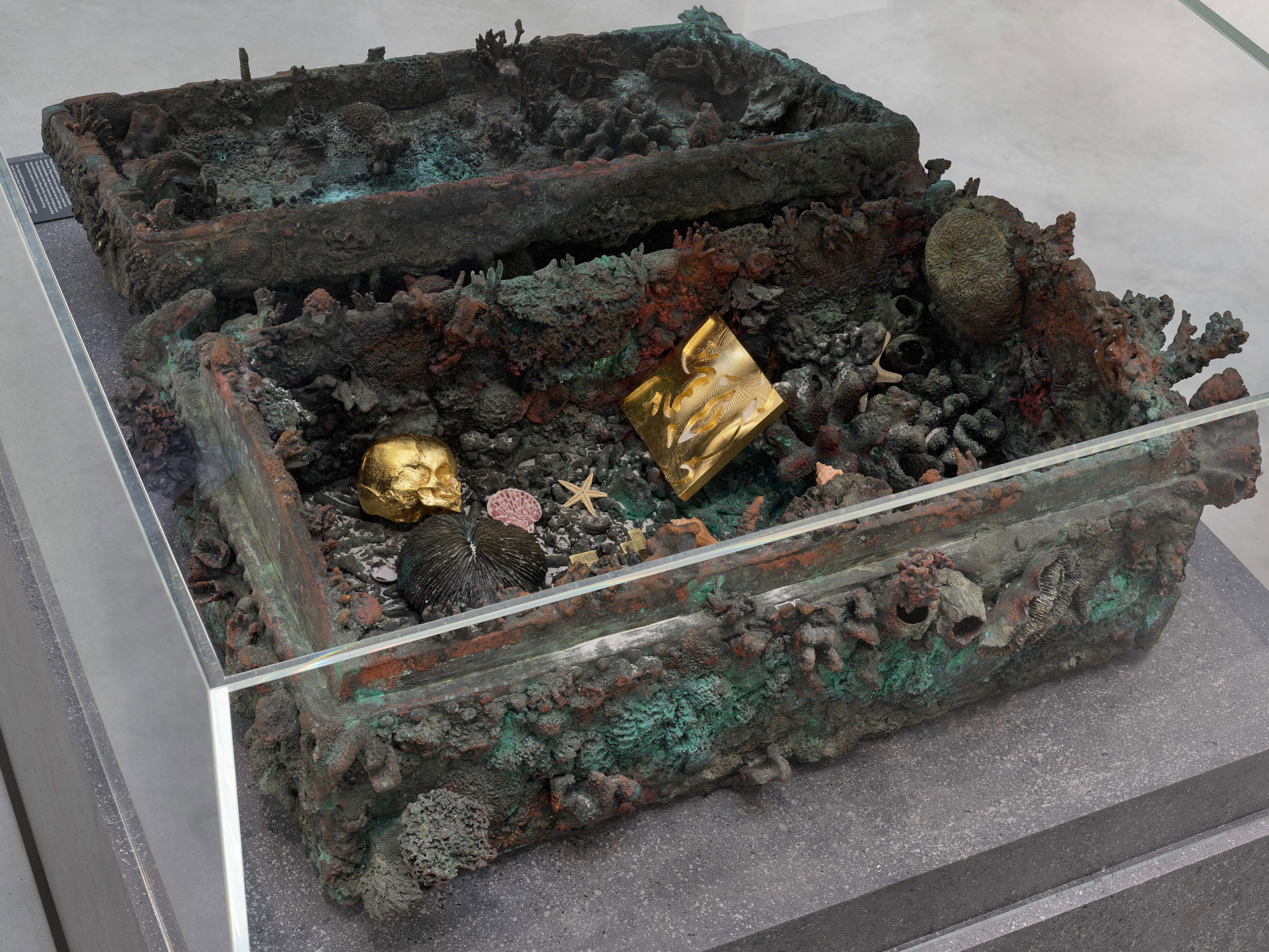 Damien Hirst — Three Treasures in Chest