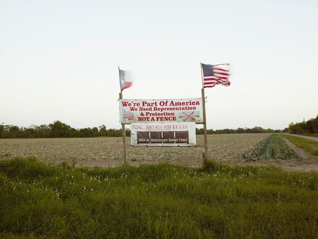 Protest Sign, Brownsville, Texas/Cartel de protesta, Brownsville, Texas