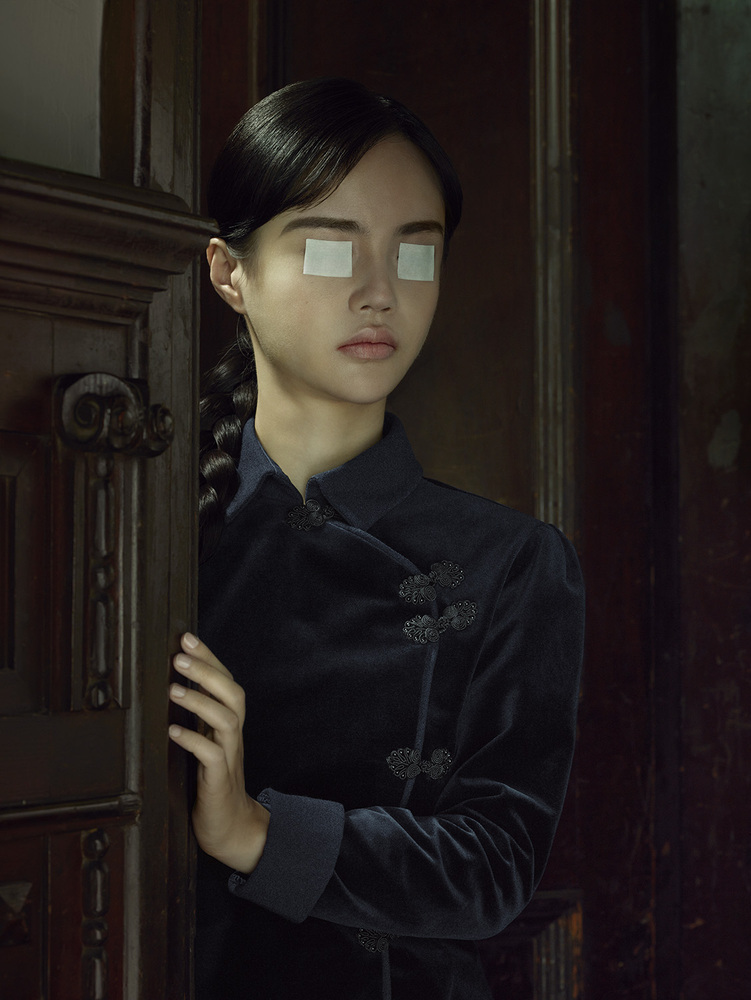Erwin Olaf — Shanghai Fu1088 Portrait 03