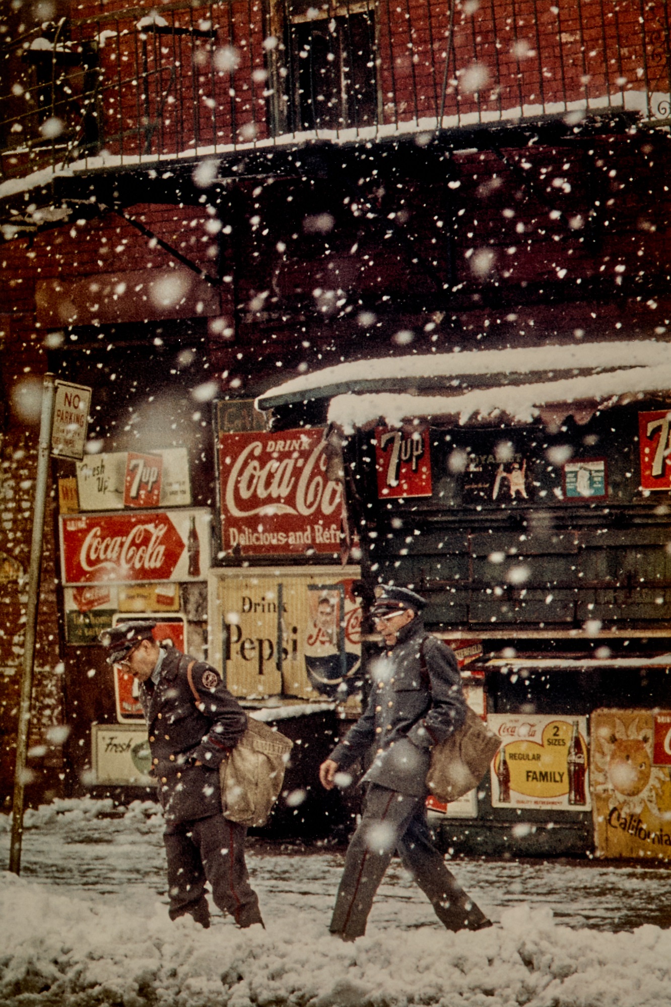 Saul Leiter — Postmen