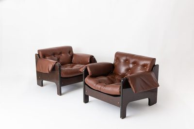 Set of 2 Leather armchairs