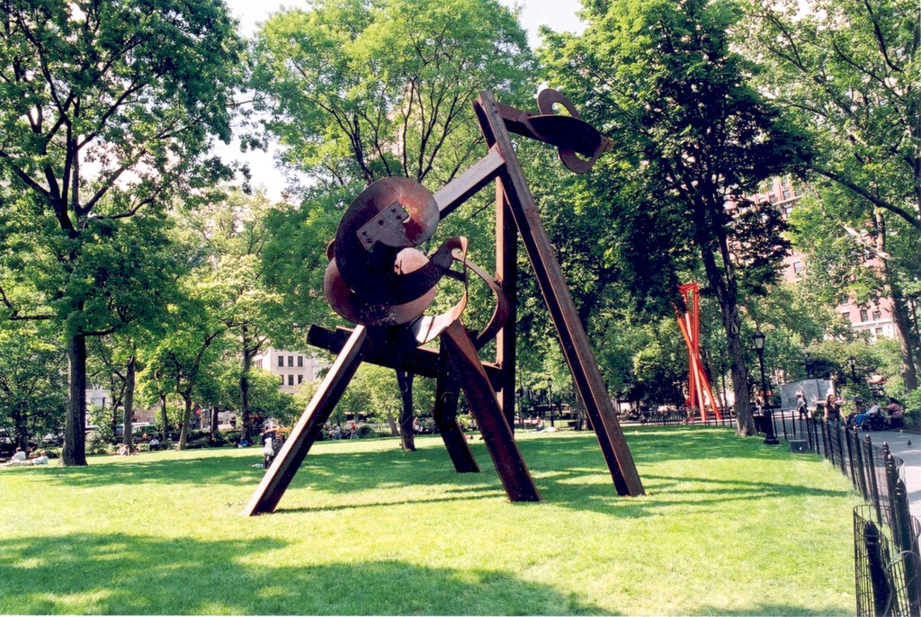 Mark di Suvero — Beyond