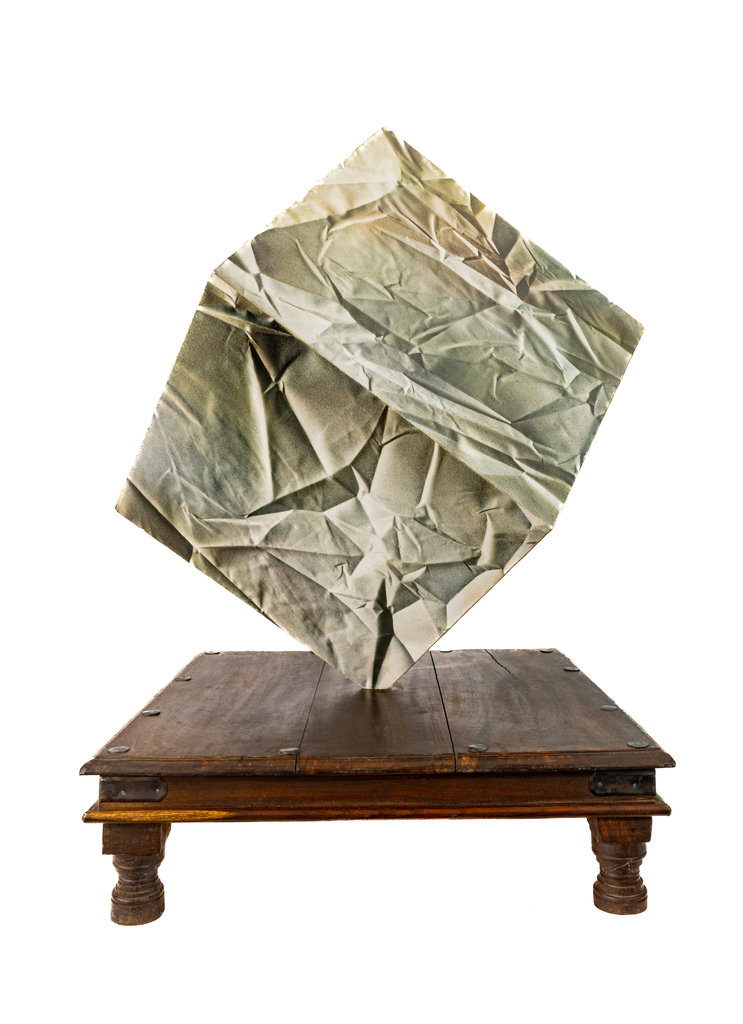 Leonardo Nierman — Full Round Oil Painted 6 Sided box Sculpture Commissioned piece w/paperwork
