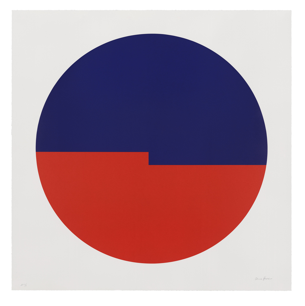 Carmen Herrera — Tondo: Azul y Rojo
