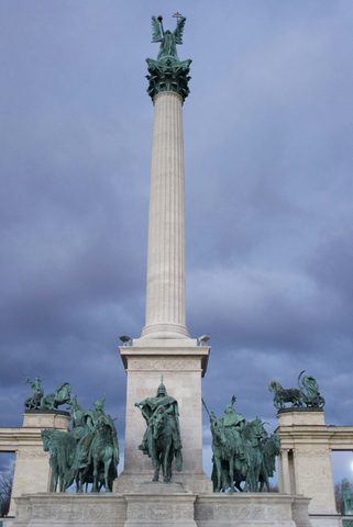 Hősök tere (Heroes' Square)
