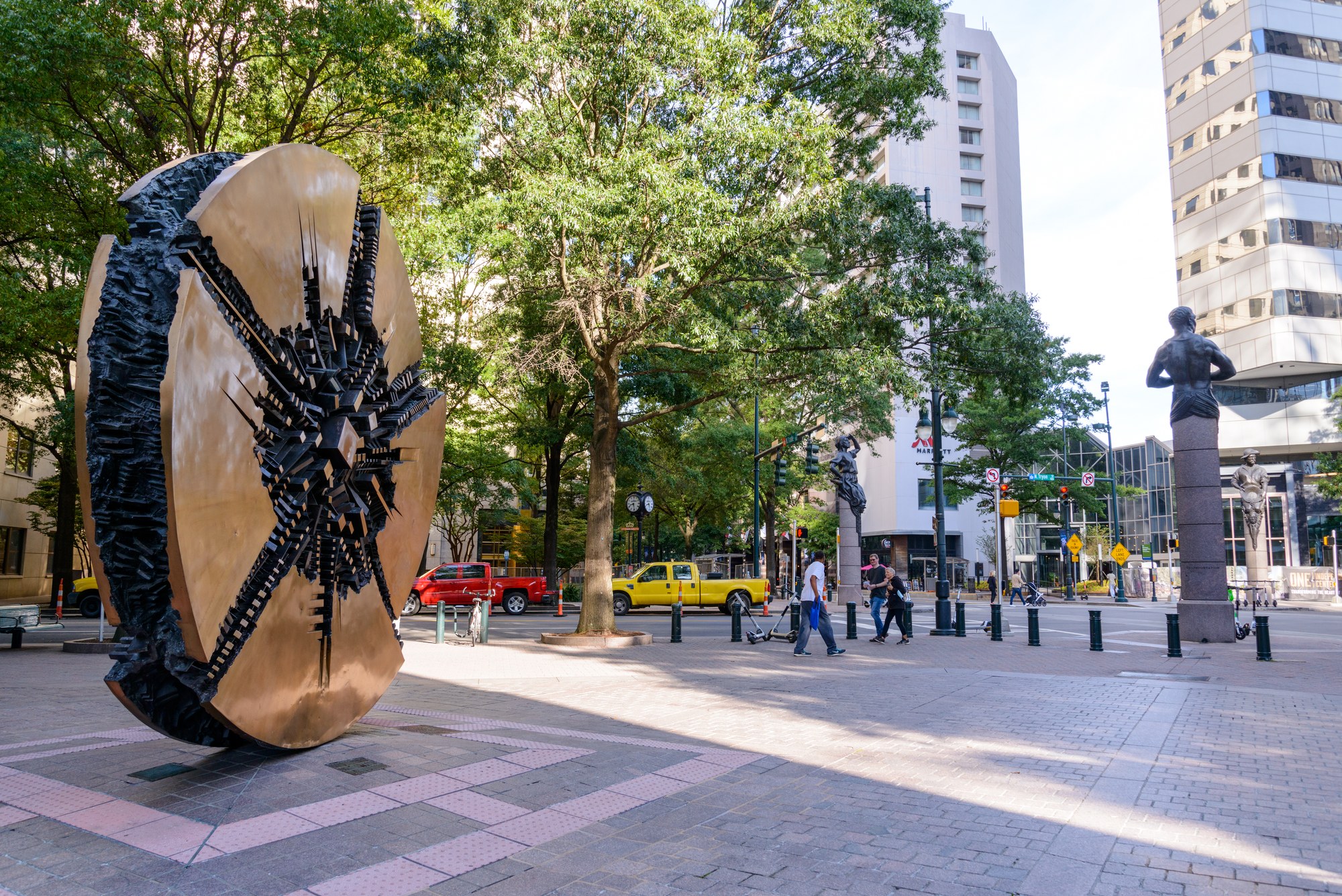 Raymond Kaskey — Sculptures on the Square