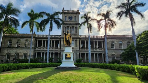 Aliʻiōlani Hale, King Street