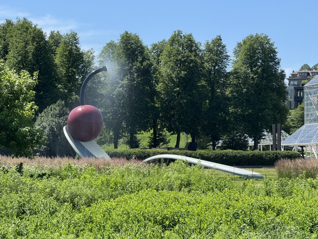 Claes Oldenburg — Spoonbridge and Cherry