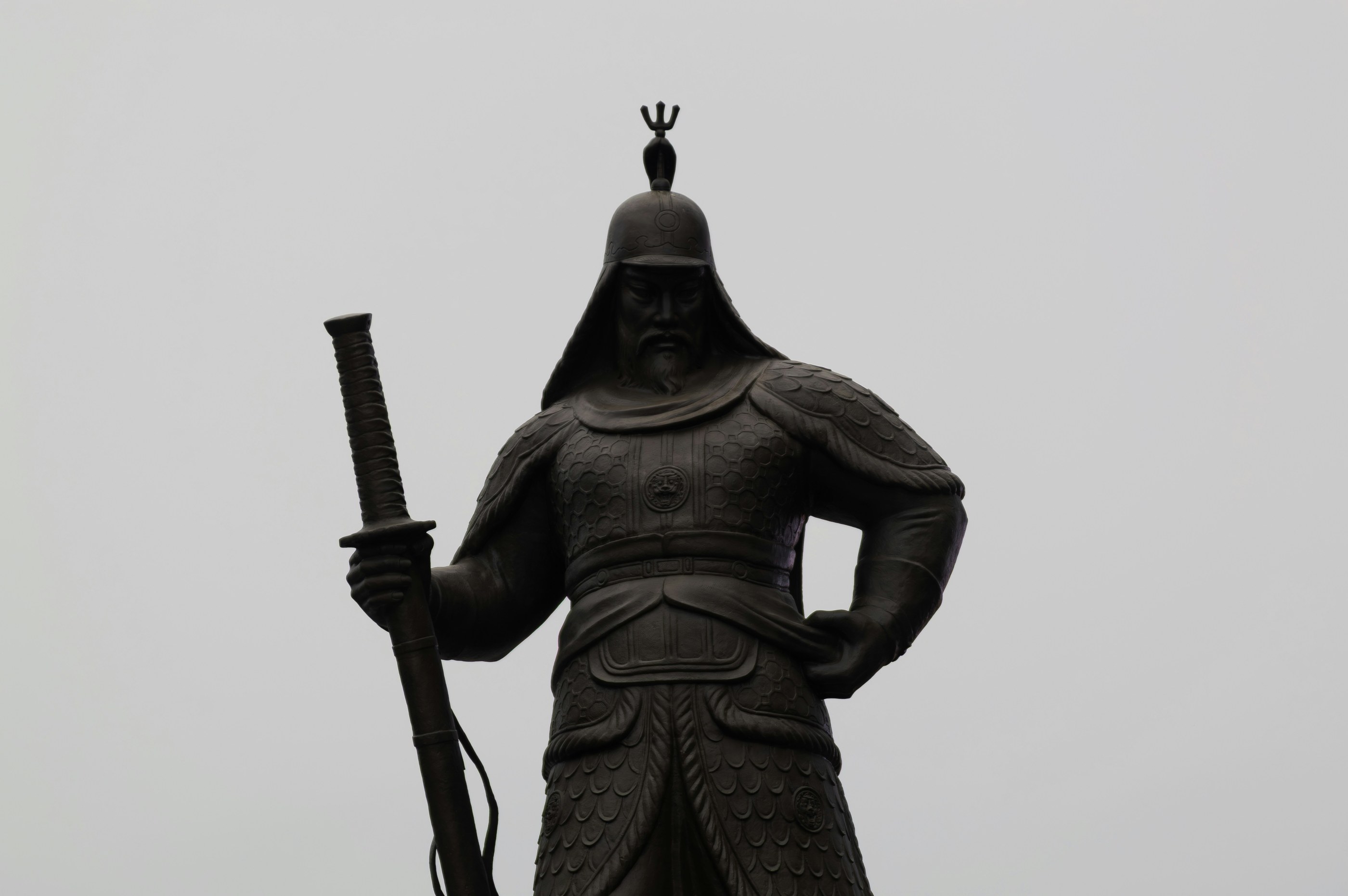 Kim Se-jung — Statue of Admiral Yi Sun-sin